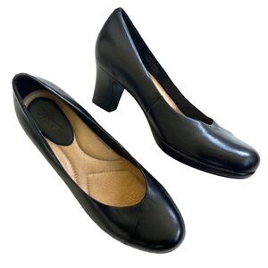 EUC Earth Brand leather heels